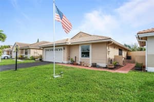 15141 Leeds Ln, Davie, FL 33331, Sold 10/05/23