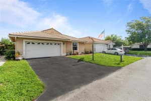 15141 Leeds Ln, Davie, FL 33331, Sold 10/05/23