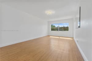 3501 NW 47th Ave APT 409, Lauderdale Lakes, FL 33319, Sold 10/31/23
