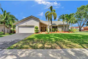 10401 NW 5th Ct, Plantation, FL 33324, Sold 11/07/23