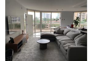 20191 E Country Club Dr APT 511, Aventura, FL 33180, Sold 11/21/23
