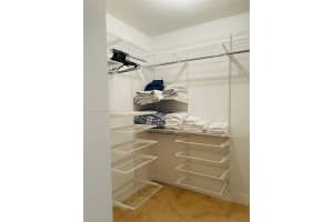 41 SE 5th St APT 1508, Miami, FL 33131, Sold 01/04/24