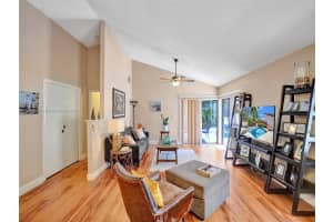 701 SW 113th Ave, Pembroke Pines, FL 33025, Sold 10/12/23