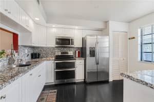1000 Colony Point Cir APT 411, Pembroke Pines, FL 33026, Sold 11/14/23
