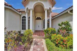 15654 SW 15th St, Pembroke Pines, FL 33027, Sold 12/01/23