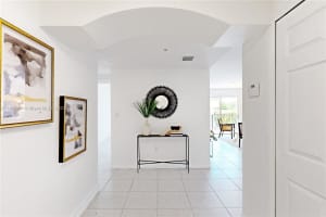 322 Madeira Ave APT 303, Coral Gables, FL 33134, Sold 12/01/23