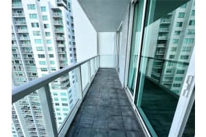 Vizcayne, 244 Biscayne Blvd APT 3407, Miami, FL 33132, Sold 02/12/24
