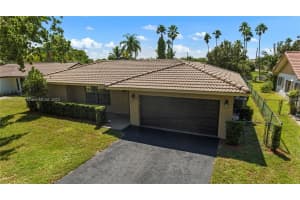 11526 NW 39th Pl, Coral Springs, FL 33065, Sold 11/17/23