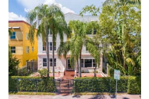 1320 Drexel Ave APT 300, Miami Beach, FL 33139, Sold 10/20/23