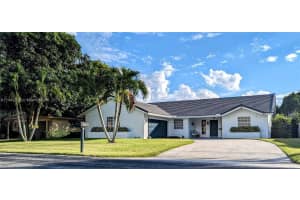 6935 W Wedgewood Ave, Davie, FL 33331, Sold 12/01/23