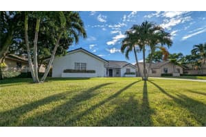 6935 W Wedgewood Ave, Davie, FL 33331, Sold 12/01/23