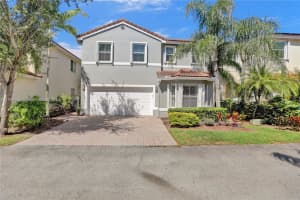 1880 Sweetbay Way, Hollywood, FL 33019, Sold 10/19/23