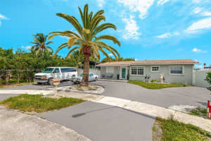 16711 NW 72nd Ct, Hialeah, FL 33015, Sold 11/02/23