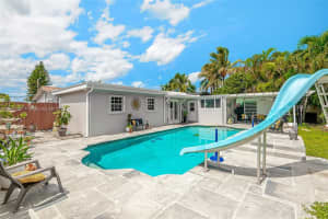 16711 NW 72nd Ct, Hialeah, FL 33015, Sold 11/02/23