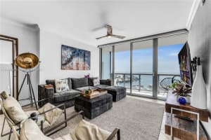 888 Biscayne Blvd APT 4006, Miami, FL 33132, Sold 11/21/23