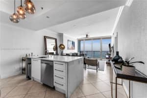 888 Biscayne Blvd APT 4006, Miami, FL 33132, Sold 11/21/23