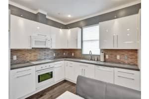 2941 Cascada Isle Way #2941, Hollywood, FL 33024, Sold 11/15/23