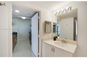 Opera Tower, 1750 N Bayshore Dr APT 4003, Miami, FL 33132, Sold 02/25/24