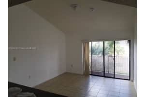 7220 NW 179th St APT 303, Hialeah, FL 33015, Sold 02/26/24