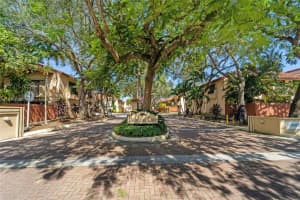 10049 SW 77th Ct, Miami, FL 33156, Sold 10/17/23