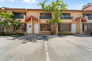 10049 SW 77th Ct, Miami, FL 33156, Sold 10/17/23