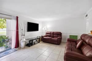 9453 SW 76th St APT S3, Miami, FL 33173, Sold 11/15/23