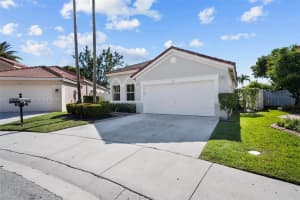 728 Juniper Ln, Weston, FL 33327, Sold 11/15/23
