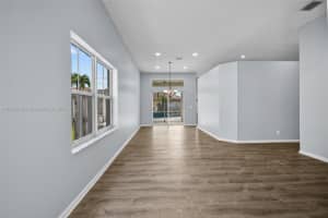 728 Juniper Ln, Weston, FL 33327, Sold 11/15/23