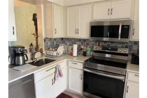 7320 Lake Cir Dr APT 105, Margate, FL 33063, Sold 12/27/23