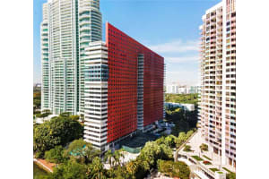 1627 Brickell Ave APT 905, Miami, FL 33129, Sold 10/20/23