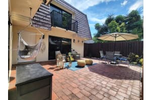 2712 SW 15th St, Deerfield Beach, FL 33442, Sold 10/23/23