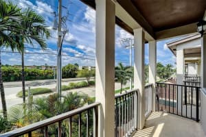 10400 NW 58th Terrace, Doral, FL 33178, Sold 01/22/24