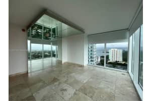 2101 Brickell Ave APT 2912, Miami, FL 33129, Sold 08/30/24
