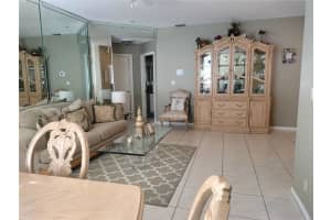 46 Bentwater Cir, Boynton Beach, FL 33426, Sold 10/18/23