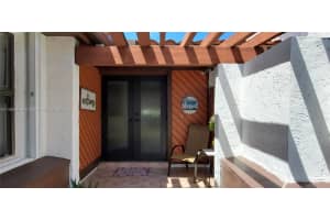 520 NE 195th St, Miami, FL 33179, Sold 03/21/24