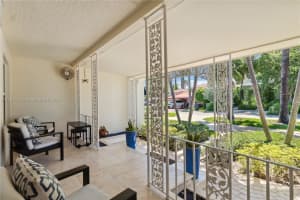 7611 Miami View Dr, North Bay Village, FL 33141, Sold 11/03/23