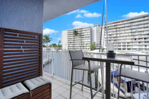 2475 NW 16th St Rd APT 216, Miami, FL 33125, Sold 10/06/23