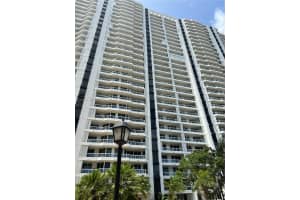 21205 Yacht Club Dr #2708, Aventura, FL 33180, Sold 03/07/24