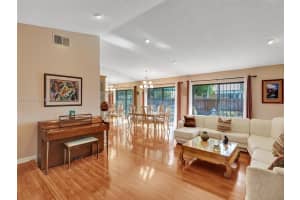 20117 NW 58th Pl, Hialeah, FL 33015, Sold 10/24/23