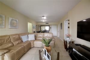 6705 NW 169th St APT C205, Hialeah, FL 33015, Sold 12/11/23
