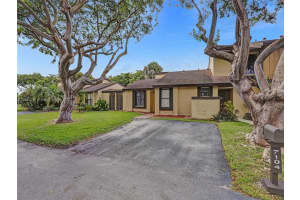 7104 SW 127th Ct, Miami, FL 33183, Sold 10/27/23