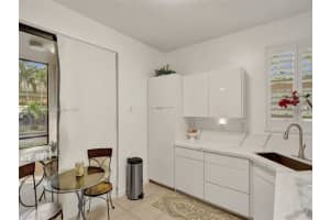 15533 N Miami Lakeway, Miami Lakes, FL 33014, Sold 10/31/23