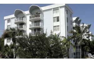 484 NW 165th St #314, Miami, FL 33169, Sold 03/29/24