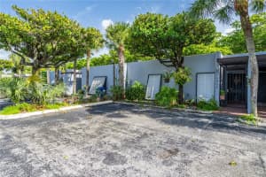 16403 Fox Den Ct #0, Miami Lakes, FL 33014, Sold 10/25/23