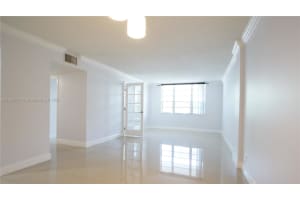 1913 S Ocean Dr APT 121, Hallandale Beach, FL 33009, Sold 03/15/24
