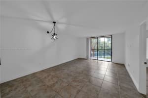8015 SW 107th Ave APT 309, Miami, FL 33173, Sold 10/20/23