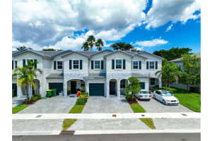 1121 SE 27th Terrace, Homestead, FL 33035, Sold 12/22/23