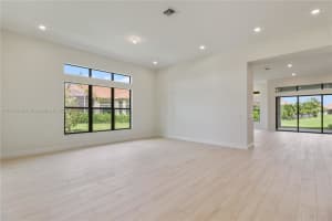 8942 Bastille Cir W, Parkland, FL 33076, Sold 10/24/23