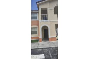 1535 SE 26th St UNIT 102, Homestead, FL 33035, Sold 04/17/24