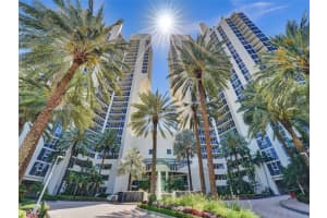 19333 Collins Ave APT 1704, Sunny Isles Beach, FL 33160, Sold 11/28/23